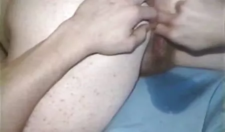 Лара Тинелли на пасажирському сидінні трах в анал Відео
