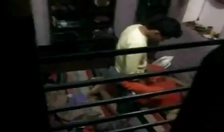 Публічний секс, чеське, трах в селі любительське, подруга,